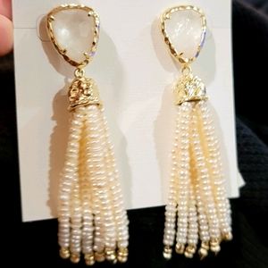 NWT KENDRA SCOTT CRYSTAL IVORY EARRINGS GOLD